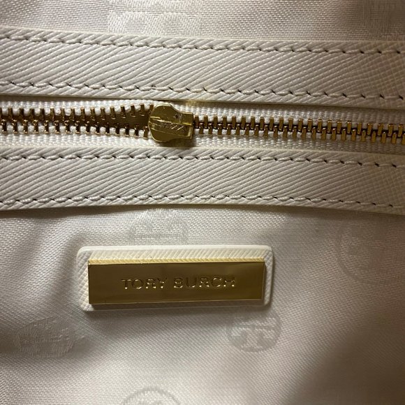 Tory Burch Robinson Birch Double Zip Bag - Picture 4 of 12